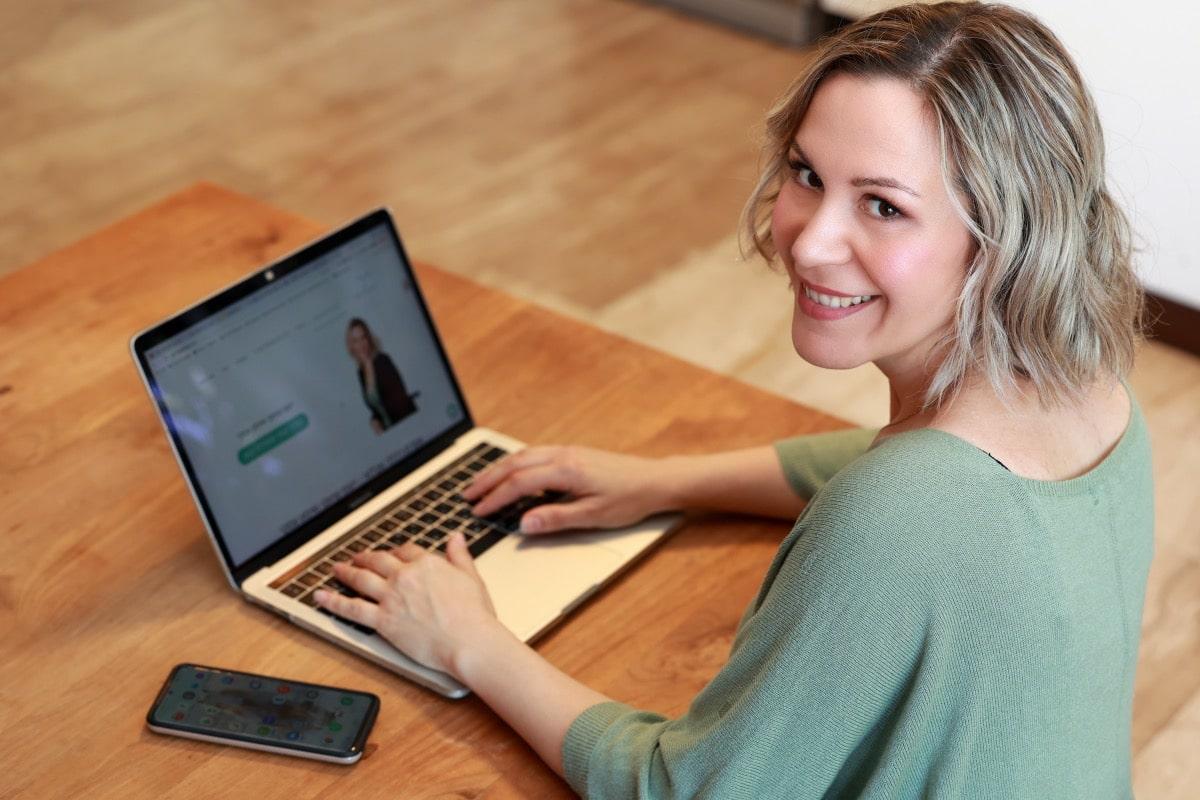 מאמנת אישית ועסקית - אפרת אבלאי